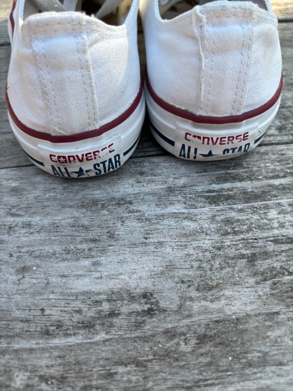 Converse White Canvas Low-Top Sneakers with Red Trim Women size 7 - Picture 4 of 7